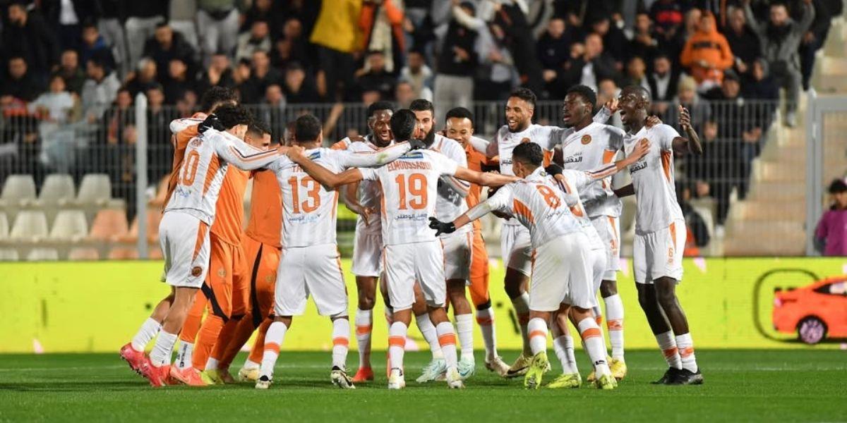 الحلم نيوز : نهضة بركان يهزم سيمبا بثنائية ويقترب من التتويج بلقب الكونفدرالية