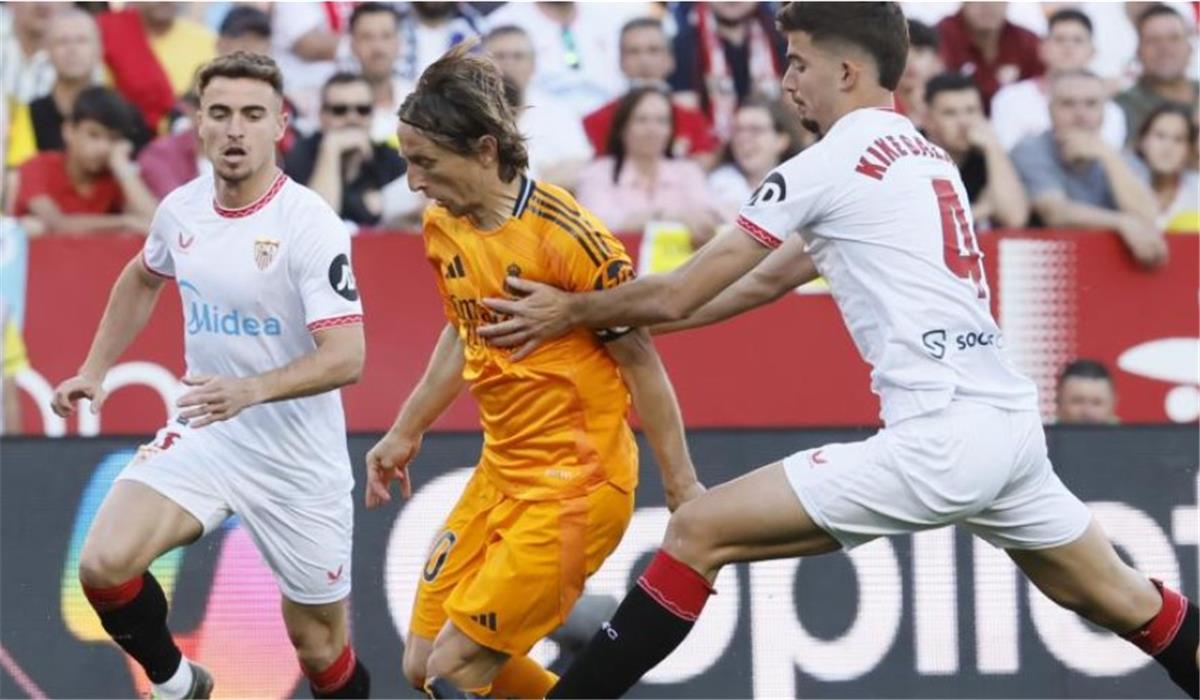 في الكورة : ماركا: ألونسو يتوجه بطلب هام إلى ريال مدريد بشأن مستقبل مودريتش