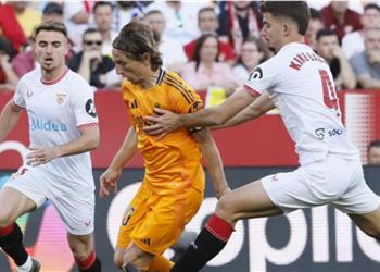 ماركا ألونسو يتوجه بطلب هام إلى ريال مدريد بشأن مستقبل مودريتش