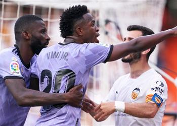 بسبب فيلم فينيسيوس فالنسيا ي صدر بيان أ شديد اللهجة لن نصمت عن تشويه جماهيرنا