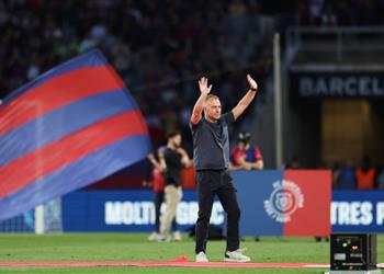 اكتئاب وإحباط تصرف فليك يفتح الباب لرحيل لاعب برشلونة في الصيف