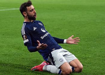 هل تعرف القواعد برونو فرنانديز ينفعل على صحفي إسباني بعد فوز مانشستر يونايتد على بلباو