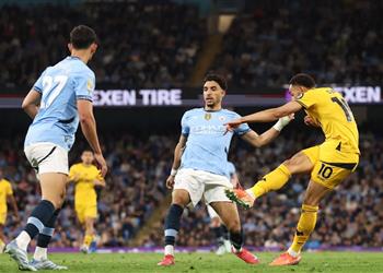 فيديو ماذا قدم عمر مرموش في مباراة مانشستر سيتي وولفرهامبتون بـ الدوري الإنجليزي