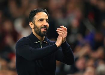 مانشستر يونايتد يقترب من حسم أولى صفقاته الصيفية