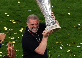 بوستيكوجلو يستدل بتصريحه الشهير بعد التتويج بـ الدوري الأوروبي لم أكن أتباهى