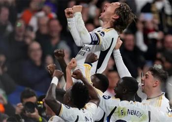 فينيسيوس وبيلينجهام وجولر لاعبو ريال مدريد يودعون لوكا مودريتش أسطورة حية