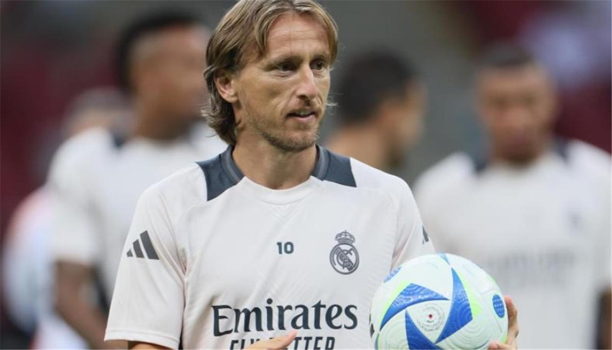 الحلم نيوز : مفاجأة في كواليس الرحيل.. ريال مدريد شعر بالصدمة من قرار مودريتش