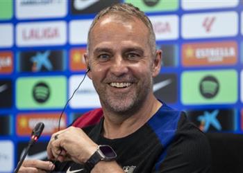 فليك يتحدث عن مستقبل فاتي وأراوخو مع برشلونة ويرد على الاهتمام بـ دياز وراشفورد