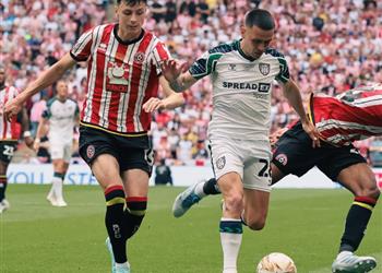 بعد غياب 8 سنوات سندرلاند ي حقق فوز ا قاتل ا على شيفيلد يونايتد ويصعد للدوري الإنجليزي الممتاز