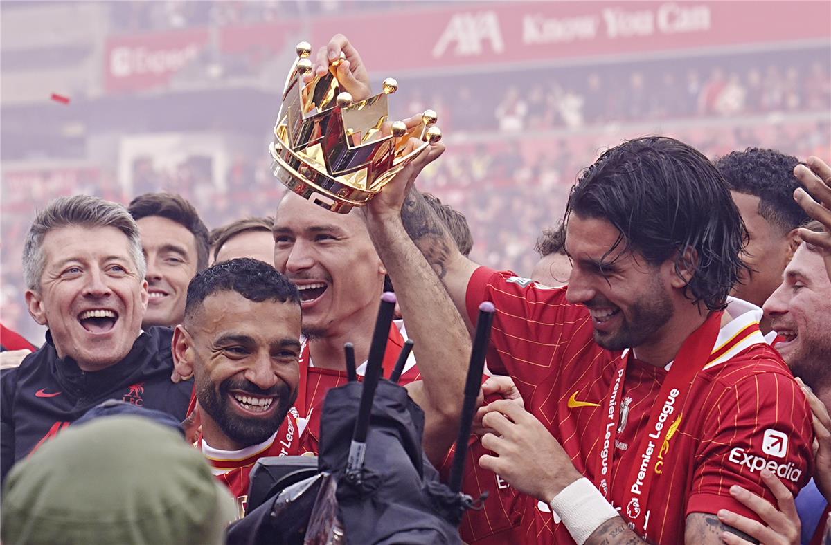 في الكورة : محمد صلاح يثير غضب جماهير ليفربول.. ورد فوري من المصري