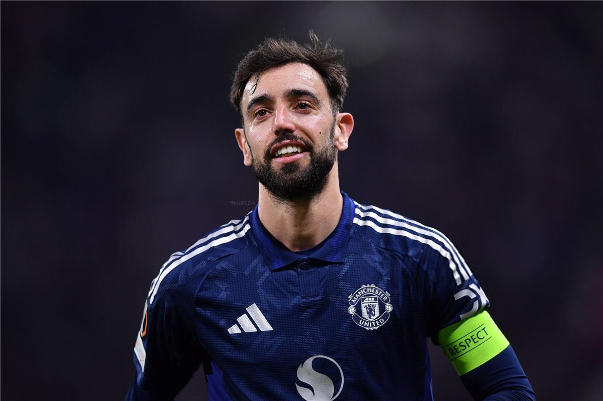 الحلم نيوز : ديلي ميل: عرض خيالي من الهلال لـ برونو فيرنانديز قبل كأس العالم للأندية