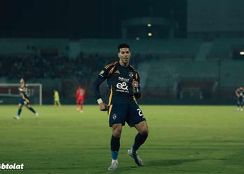 فيديو بإنكار ذات الشحات يمنح إمام عاشور الهدف السادس لـ الأهلي أمام فاركو