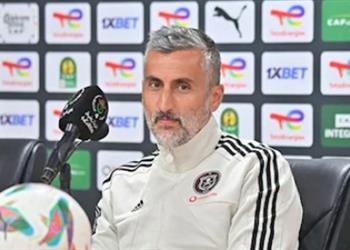 خاص ريفيرو يحدد مساعده المصري في الجهاز الفني الجديد لـ الأهلي