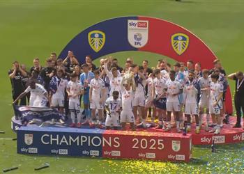 إنجاز تاريخي ليدز يونايتد يتفوق على بيرنلي ويحسم لقب تشامبيونشيب بفارق الأهداف