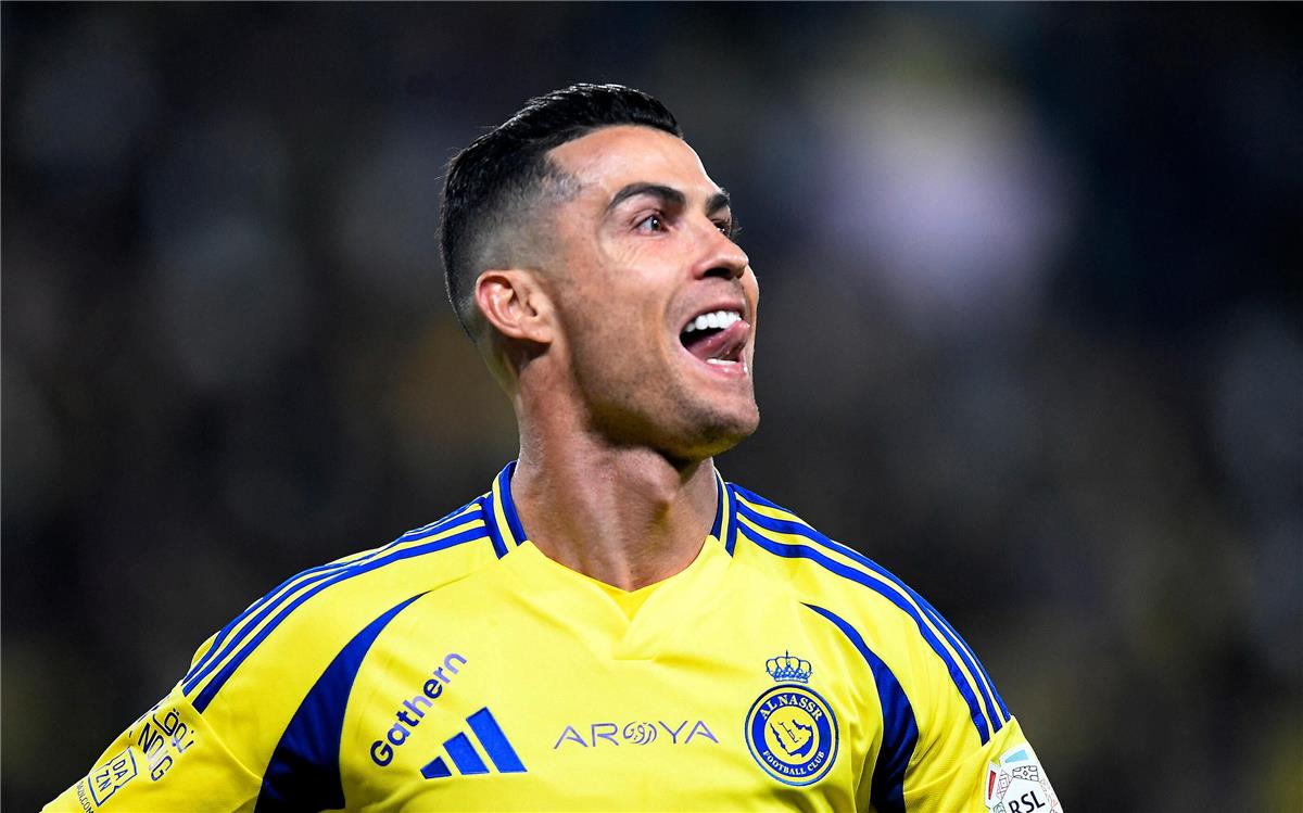الحلم نيوز : ميدو: رونالدو يهتم بشيئين فقط مع النصر.. وإذا كنت مسؤولًا لن أجدد عقده