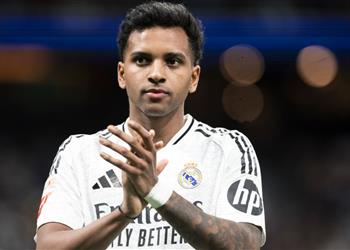 رودريجو ي بلغ ريال مدريد بموقفه من البقاء