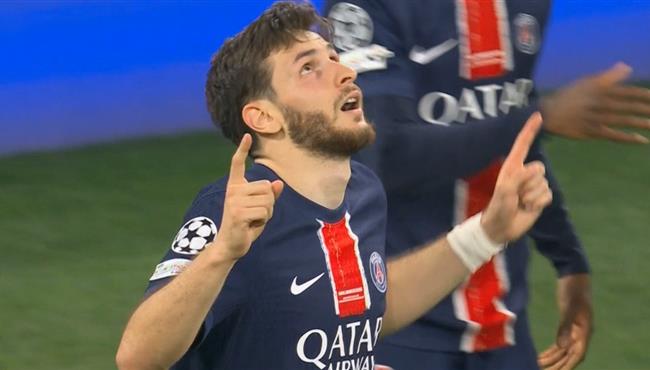 هدف باريس سان جيرمان الرابع في مرمي انتر ميلان كفاراتسخيليا