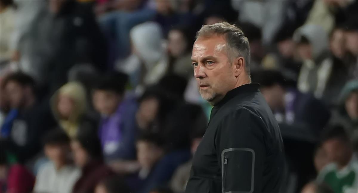 العالمي : بعد مشاركة تير شتيجن.. فليك يعلن حارس برشلونة الأساسي أمام إنتر ميلان وريال مدريد
