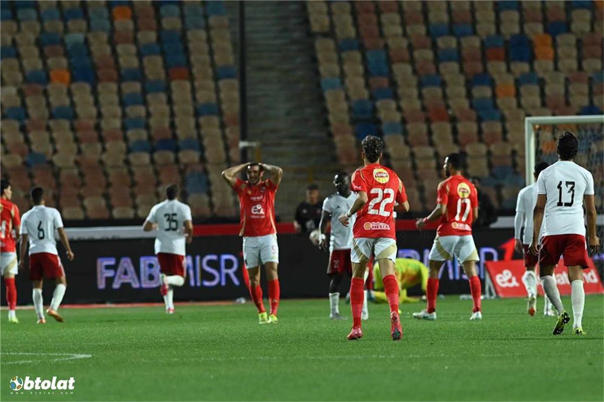 نيوز برو : محسن صالح ينتقد لاعب الأهلي: عليه التوقف عن اللعب الجمالي.. ويجب تغيير مركز كوكا
