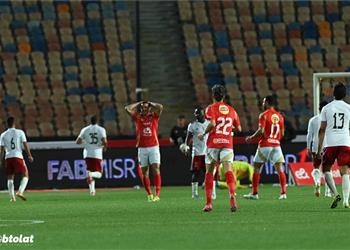 محسن صالح ينتقد لاعب الأهلي عليه التوقف عن اللعب الجمالي ويجب تغيير مركز كوكا