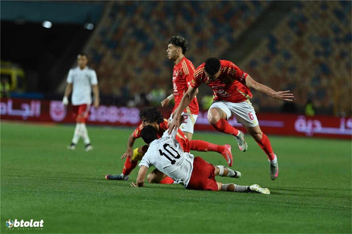 الحلم نيوز : فيديو | الأهلي يكتسح حرس الحدود بخماسية نظيفة ويقترب من صدارة الدوري المصري