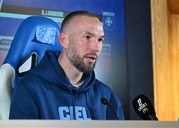 بعد ريمونتادا غالية مدرب لوهافر يعلق على إصابة كوكا أمام أوكسير