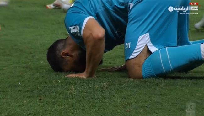 هدف نبيل فقير العالمي في مرمي العين بالدوري الاماراتي