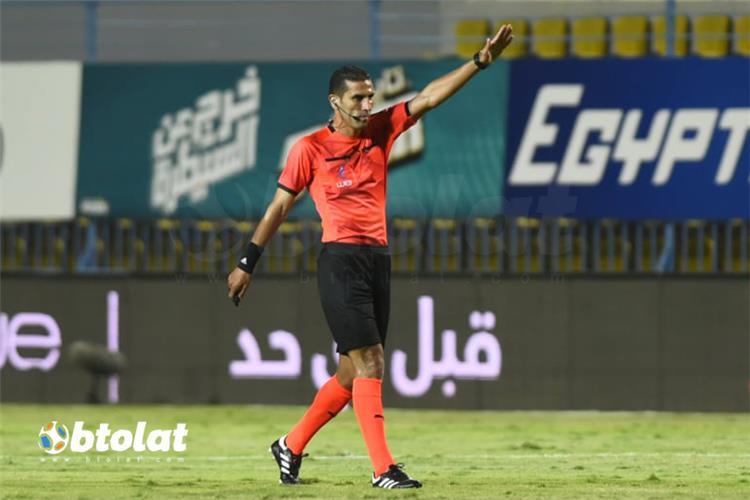 الحكم محمود ناجي