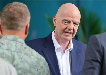 إنفانتينو يختار فريقه المفضل بين برشلونة وإنتر ميلان