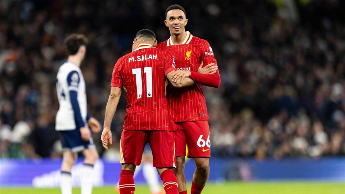 محمد صلاح وأرنولد