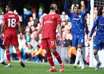 روني يشيد بأداء لاعب تشيلسي أمام محمد صلاح لم يخشه وحرمه من المتعة