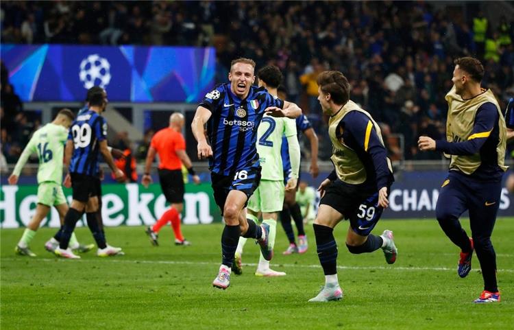 إنتر ميلان يهزم برشلونة في دوري أبطال أوروبا