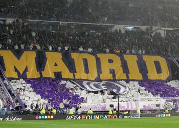 فيديو جماهير ريال مدريد توجه رسالة لـ إنتر ميلان بعد إقصاء برشلونة من دوري الأبطال