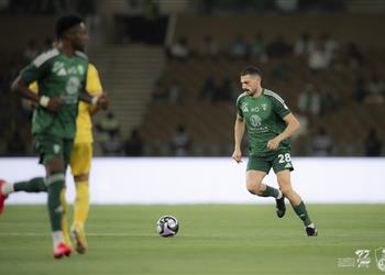 الأهلي يحتفل بالتتويج الآسيوي بثنائية نظيفة أمام التعاون في الدوري السعودي