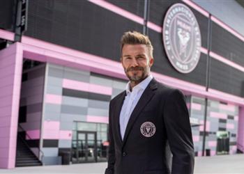 بيكهام يفجرها مانشستر يونايتد باعني إلى برشلونة ورفضت بسبب ريال مدريد