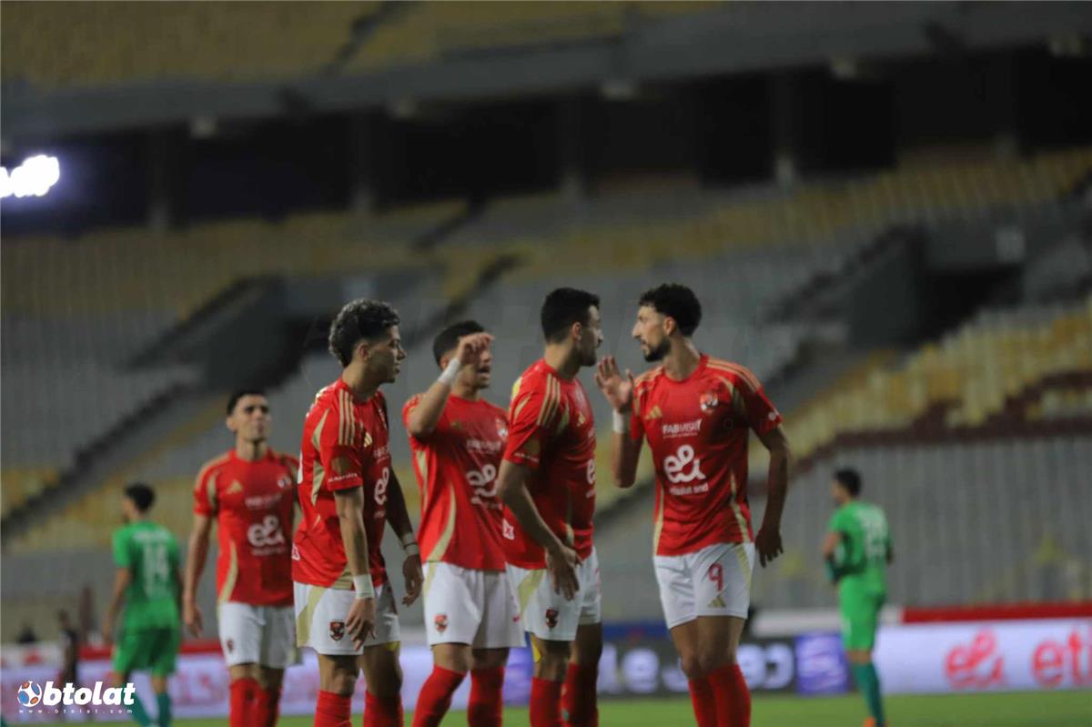 الحلم نيوز : الأهلي يفوز على المصري برباعية مثيرة ويتصدر ترتيب الدوري مؤقتًا