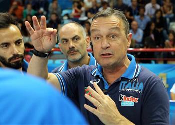 اتحاد الطائرة يتوصل إلى اتفاق مع ماركو بونيتا لتدريب منتخب مصر