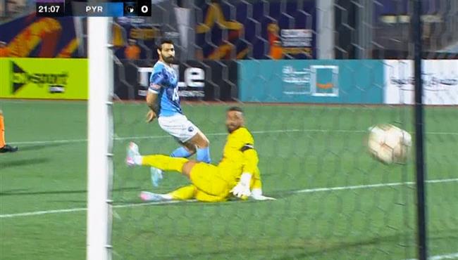 هدف البنك الاهلي الثاني في مرمي بيراميدز بالدوري المصري اسامه فيصل