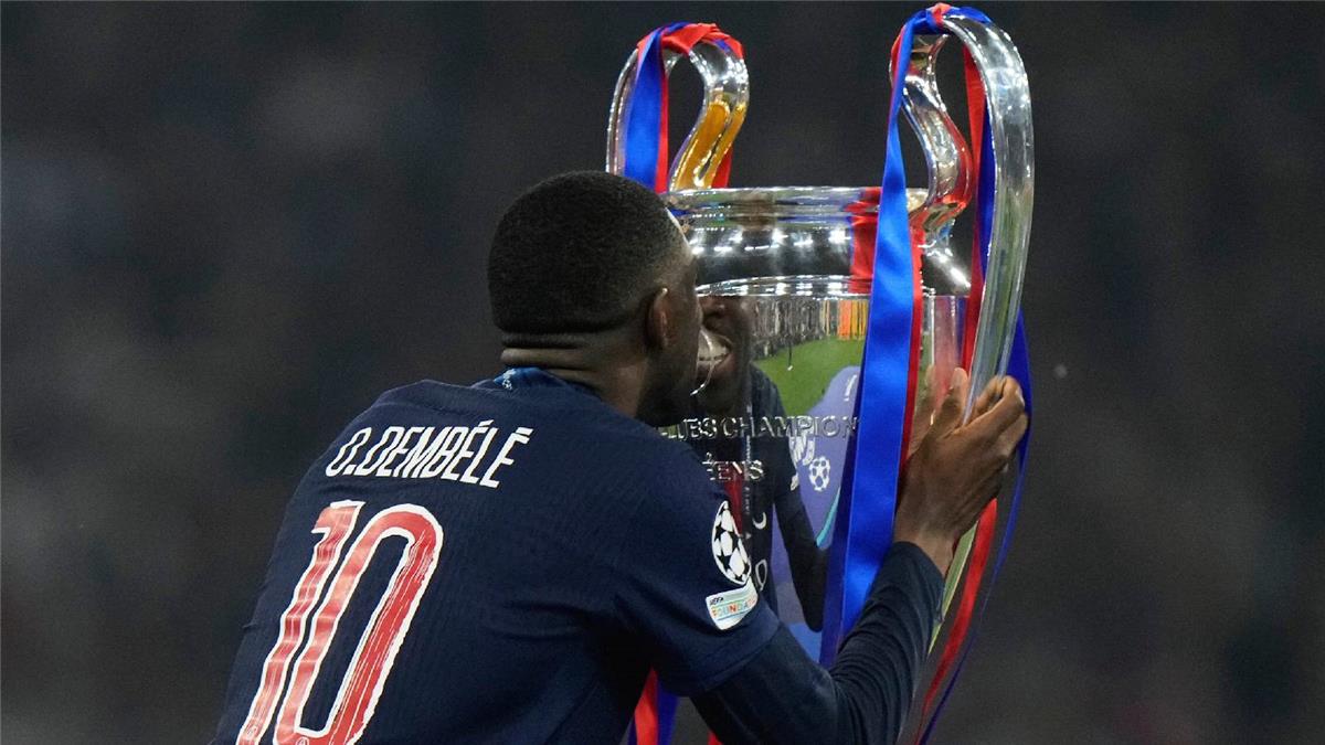 نيوز برو : ديمبلي بعد التتويج بـ دوري أبطال أوروبا: لن أهين برشلونة مهما حدث