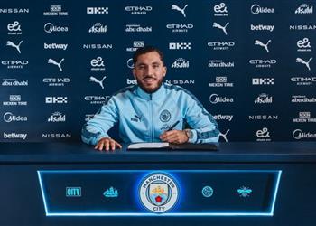 ريان شرقي عن المشاركة في كأس العالم للأندية أريد رقم ا تاريخي ا مع مانشستر سيتي