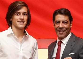 رئيس بنفيكا يوضح مستقبل كاريراس بعد مفاوضات ريال مدريد