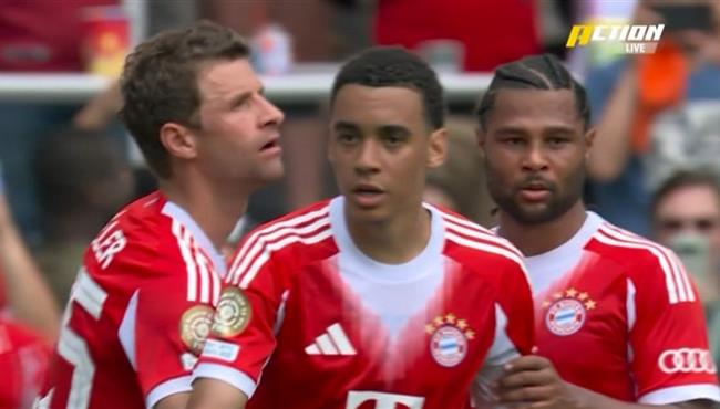 هدف جمال موسيالا الثاني في مرمي اوكلاند سيتي بكأس العالم للاندية