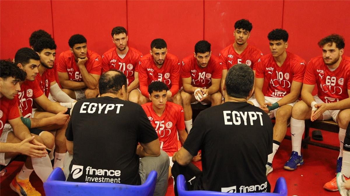 نيوز برو : منتخب مصر للشباب يطير إلى بولندا للمشاركة في كأس العالم لكرة اليد