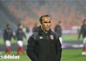 سيد عبد الحفيظ الأهلي يستحق ركلة جزاء و3 بطاقات حمراء ضد لاعبي بالميراس