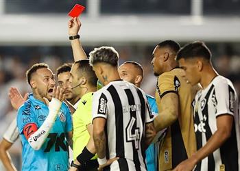 طرد بعد هدف باليد مشهد درامي ونهاية حزينة لـ مشوار نيمار مع سانتوس البرازيلي