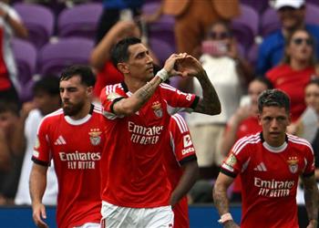 فيديو بعد توقف ساعتين بنفيكا يصعق أوكلاند سيتي بستة أهداف في كأس العالم للأندية