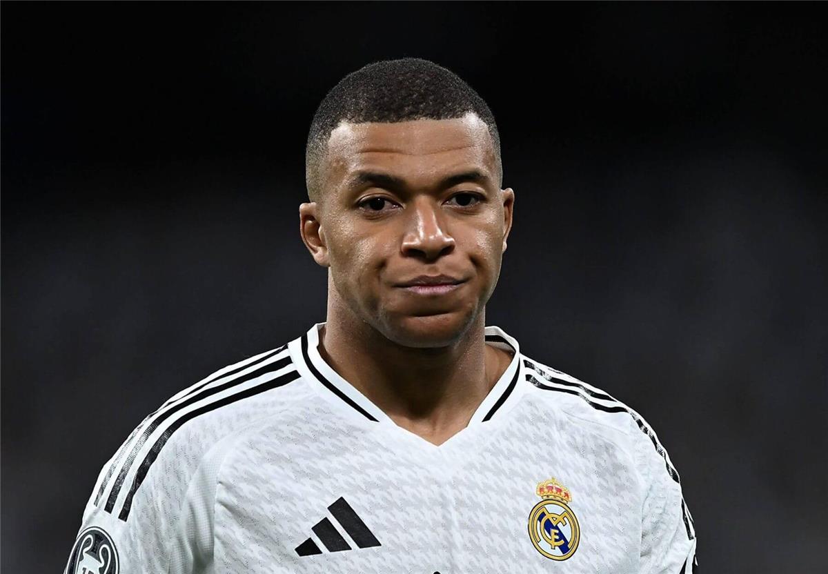 شبكة الحلم : قائمة ريال مدريد لمباراة باتشوكا في كأس العالم للأندية.. موقف مبابي