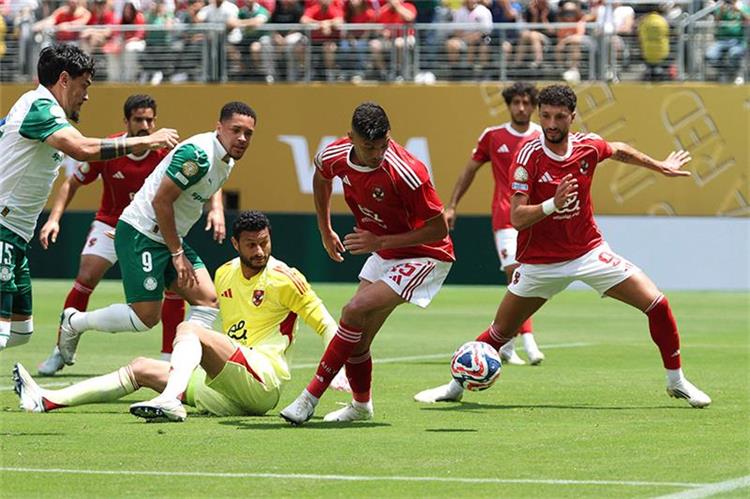 الأهلي وبالميراس