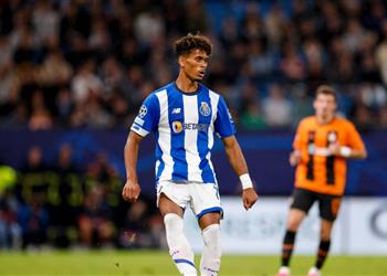 جناح بورتو يتوعد الأهلي سندخل المباراة بـ أسناننا على السكاكين