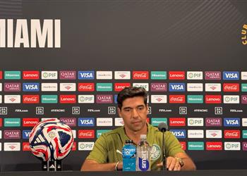 مدرب بالميراس سنمنع وصول الكرة لـ ميسي ذو الـ17 عام ا وسأفعل شيئ ا مختلف ا عن مباراة الأهلي